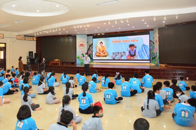 Khóa tu thanh thiếu niên